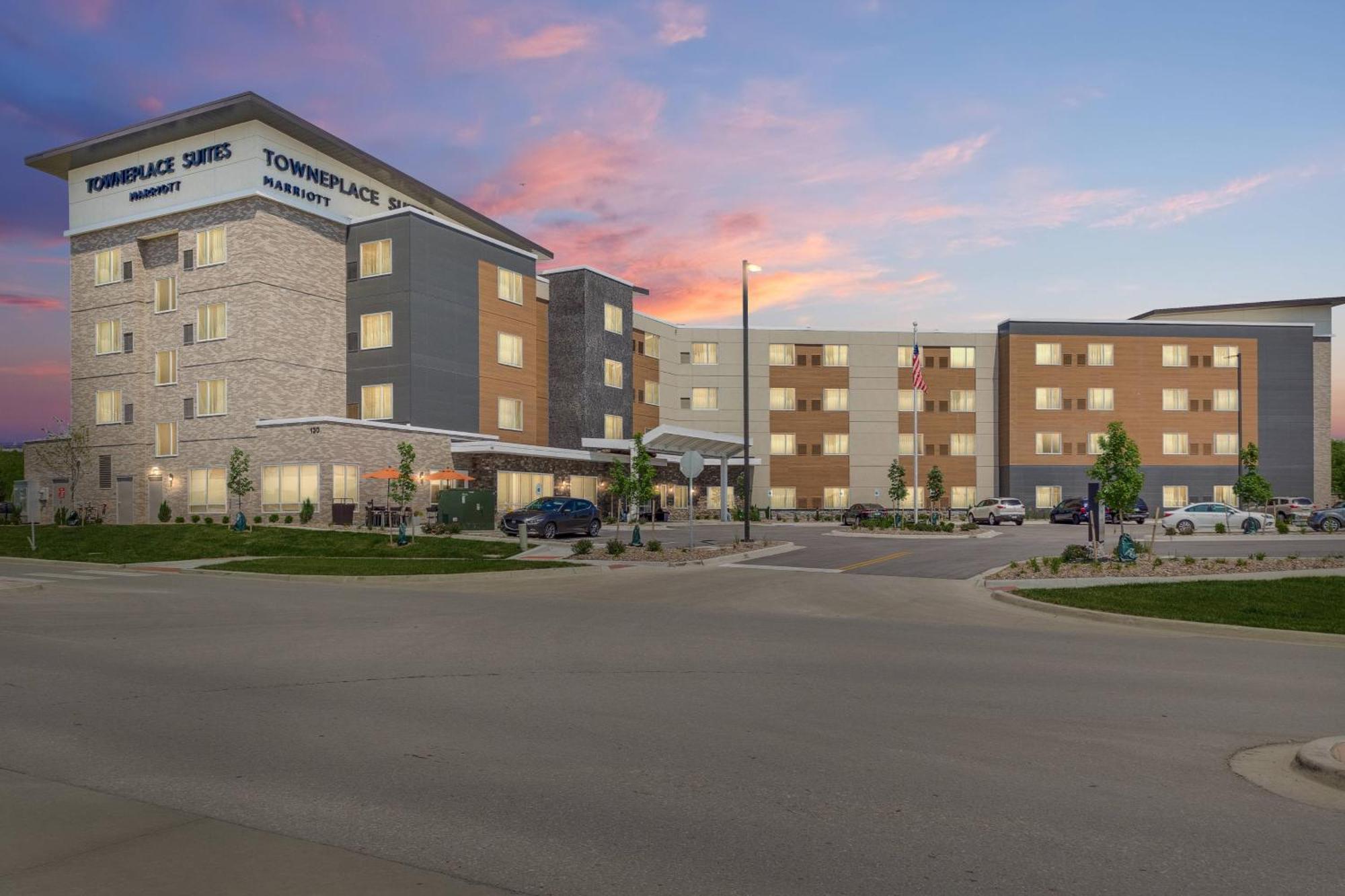 Towneplace Suites By Marriott Kansas City Liberty Bagian luar foto